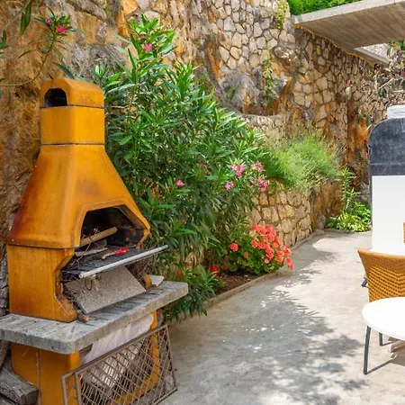 Zora 3 By Guide Apartament